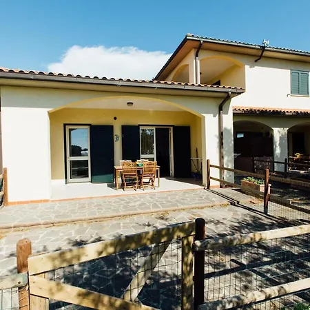 Il Querciolo Farm stay *